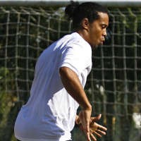 Milan: Dinho Takkan ke City