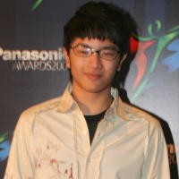 Jonathan Mulia Cuek Dijauhi Cewek