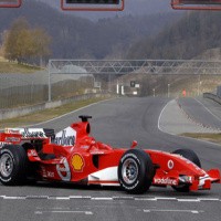 Kebut-kebutan F1 Bisa Dinikmati di Ponsel