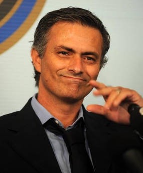 Mourinho Balas Hinaan Ancelotti