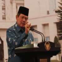 SBY: Pejabat Harus Utamakan Publik daripada Politik