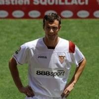 Sevilla Resmi Dapat Squillaci