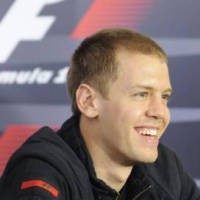 Vettel Gabung Red Bull Musim Depan