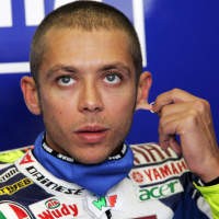 Rossi Masih Berusaha Kejar Stoner