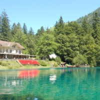 Piknik Bersama di Blausee