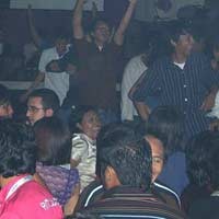 Cinta Diuji di Lantai Disco