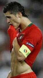 Ronaldo Masih Tak Tegas