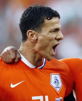Boulahrouz Tinggalkan Chelsea