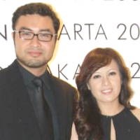 Surya-Cynthia Lamusu Lawan Gosip dengan Senyum