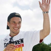 Target Podolski: Tak Jadi Cadangan Lagi