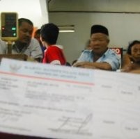 Direksi PT Pos Ditahan, BLT Jalan Terus