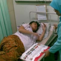 Meski Terbaring, Pasien RSU dr Soetomo Tetap Mencoblos