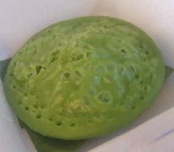 Pandan dan Suji Dalam Serabi 