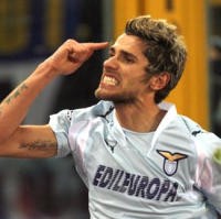 West Ham Gaet Behrami dari Lazio