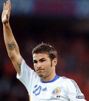 Mutu Ditahan, Mutu Digoda