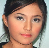 Marshanda Hampir Sebulan Dipacari VJ MTV