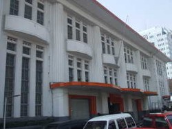 Bangunan Kolonial Yang Sulit Perawatan