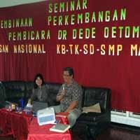 Orang Tua Diimbau Beri Informasi Seksual pada Anak