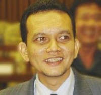 Bupati Bintan Siap Sogok Anggota DPR Rp 3 M