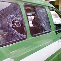 Sopir Plat Kuning & Hitam Bentrok Lagi, 10 Angkot Rusak