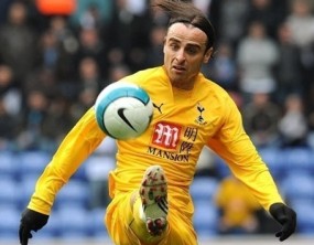 MU Lupakan Berbatov, Bidik Striker Lain?