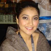 Sarah Azhari Cari Pacar yang Sehat