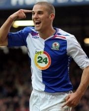 Bentley Kian Dekat ke Spurs 