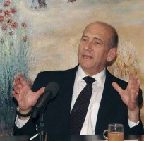 PM Israel Ehud Olmert Berniat Mundur 