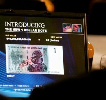 Mata Uang Zimbabwe Dipangkas, 10 Miliar Dolar Jadi 1 Dolar