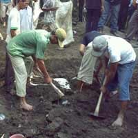 Penyisiran Rumah Ryan Distop, Dilanjutkan Besok Pagi
