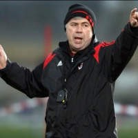 Ancelotti Kirim Jari ke Fans Juventus