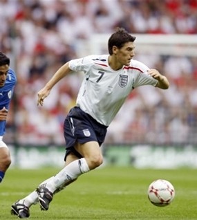 Barry Urung ke Liverpool