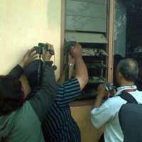 Gali Kamar Ryan, Polisi Temukan Martil dengan Bercak Merah