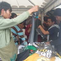 Berburu Diskon di Kickfest 2008