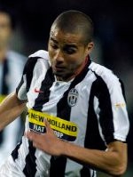 Sudah Lengkap, Barca Tak Butuh Trezeguet