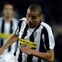 Sudah Lengkap, Barca Tak Butuh Trezeguet