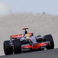 Hamilton Mulai Unjuk Gigi