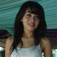 Syahrini Belum Mau Menikah