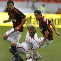 Milan dan Chelsea Tumbang