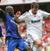 Real Madrid Tundukkan Hamburg