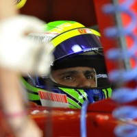 Massa Siap Hentikan McLaren