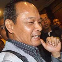 Ingat Pernah Jadi Sekda Terbaik, Azirwan Menangis