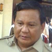 Mega-SBY Bersaing Ketat, Prabowo Naik Pesat 