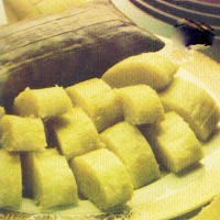 Mencicipi Pulennya Ketan Kobok