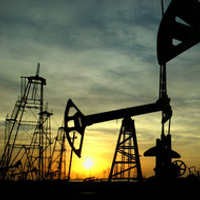 Harga Minyak Anjlok ke Level Terendah dalam 3 Bulan