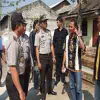 Polisi Pasang Police Line di Kawasan Genting Baru