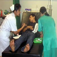 Ratusan Buruh Rokok Keracunan Makanan Acara Ultah