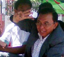 Pengobatan Gratis Pasangan Hadi