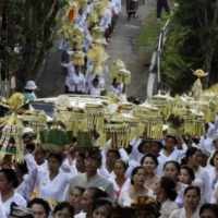 SBY Hadiri Ngaben Orangtua Jero Wacik