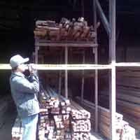 Cari Sajam Warga, Polisi Kembali Sisir Genting Baru